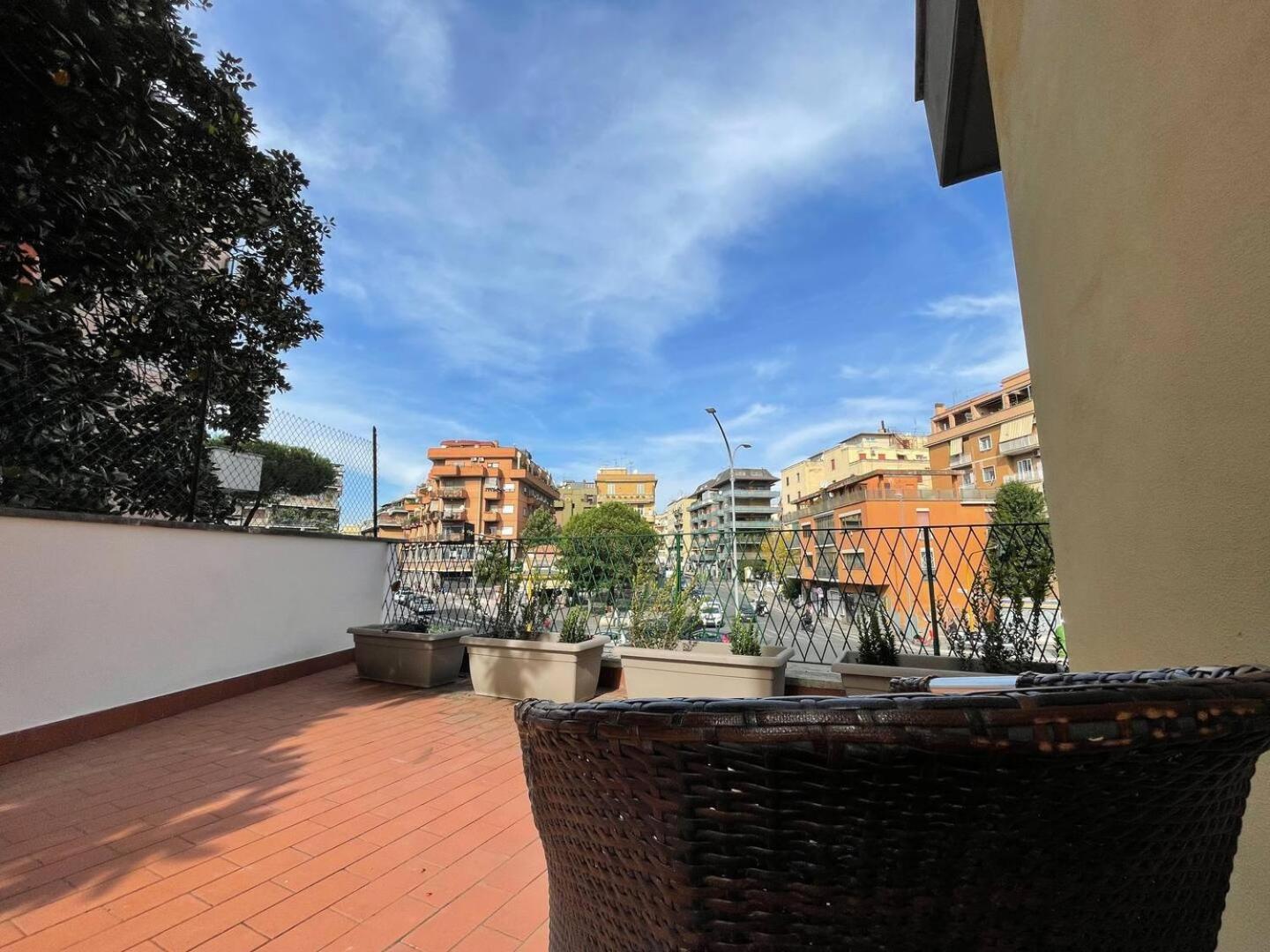 Spacious And Bright, Rome
